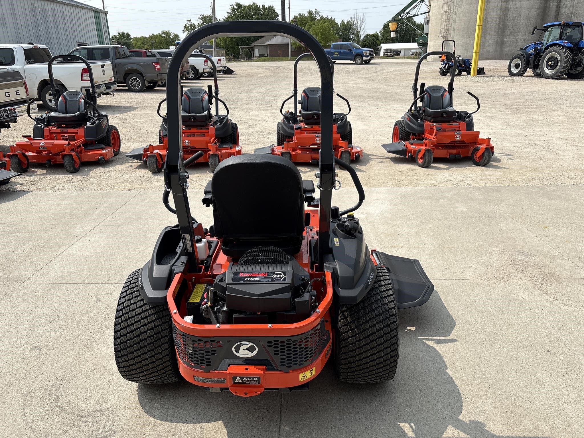  Kubota Z452KWTI-60 Lawn Mower