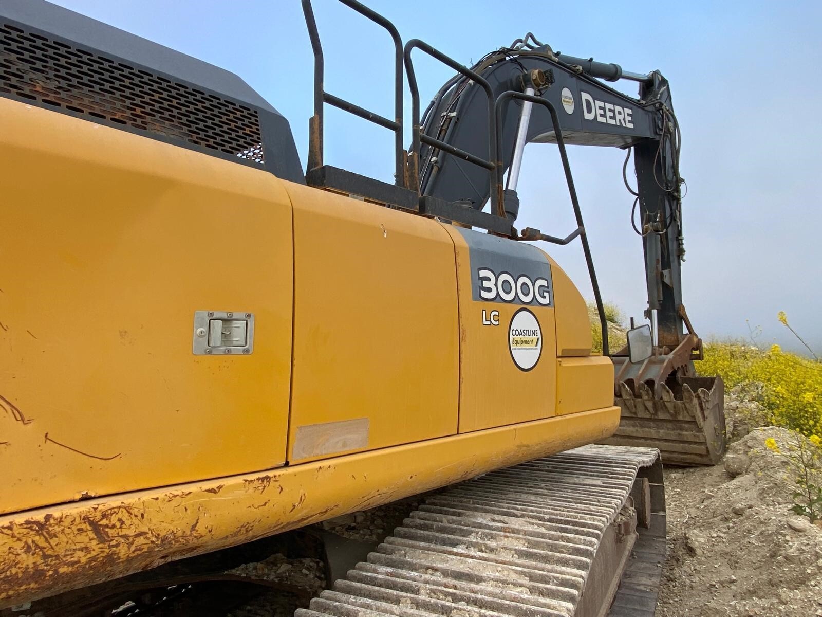 2020 Deere 300G LC Excavator