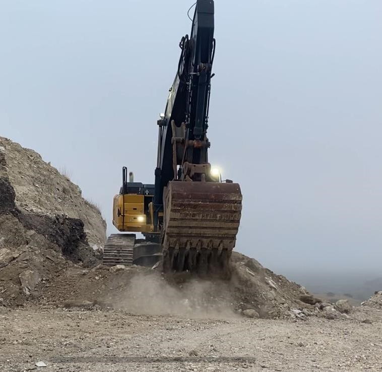 2020 Deere 300G LC Excavator