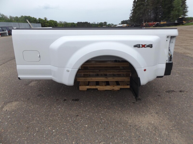 2018 Ford 8 ft Truck Bed