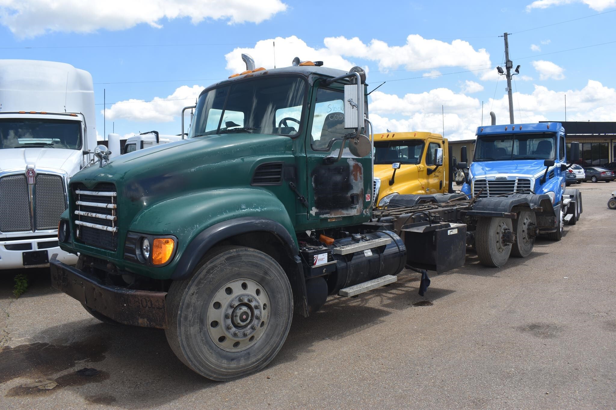2003 Mack Granite CV713 Dump Trucks/Trailer