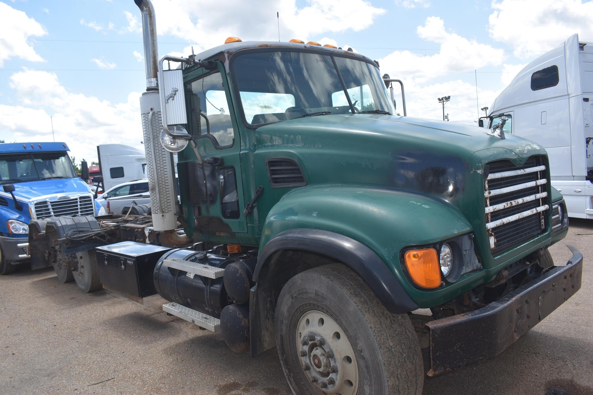 2003 Mack Granite CV713 Dump Trucks/Trailer