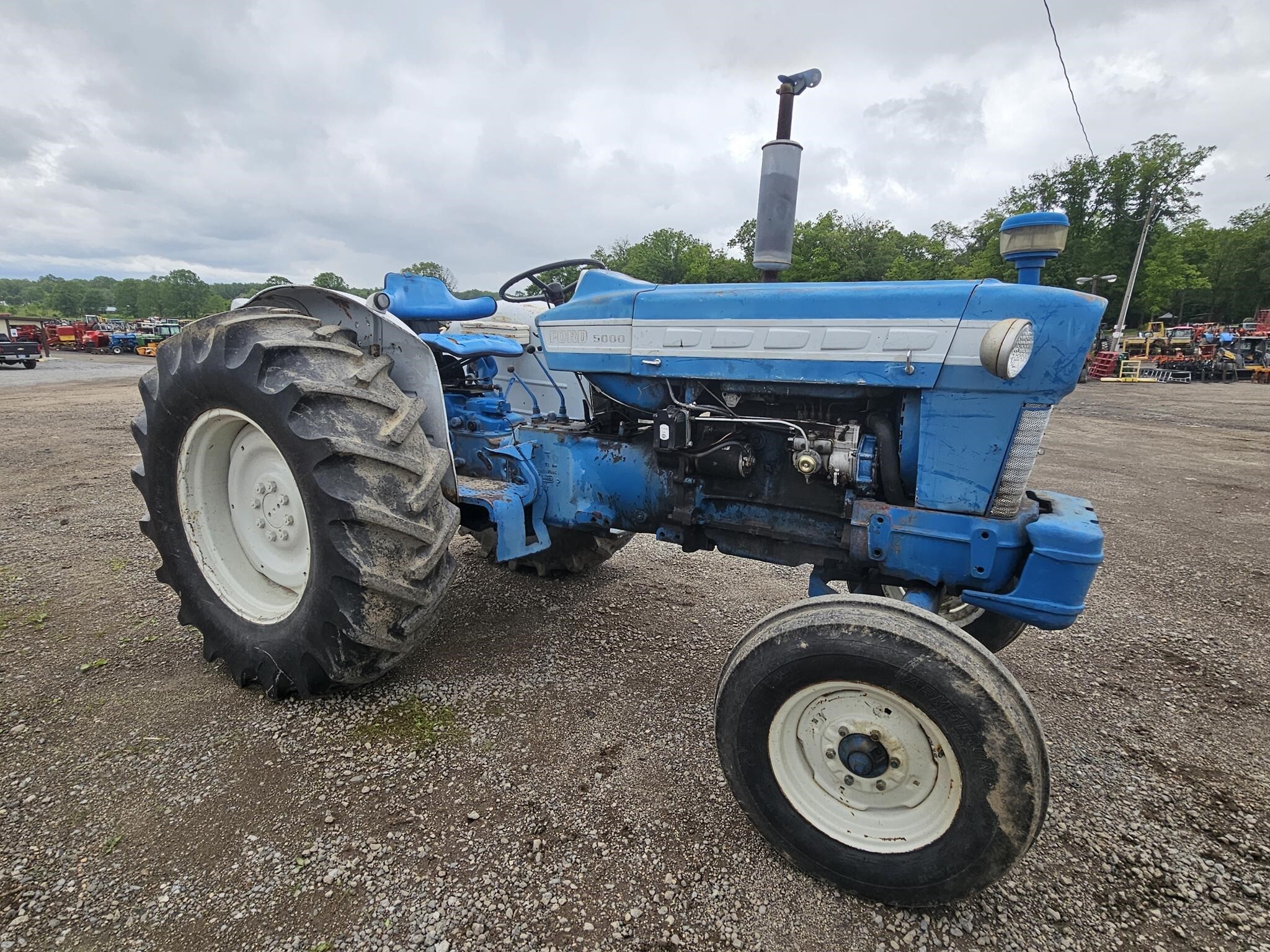  Ford 5000 Tractor