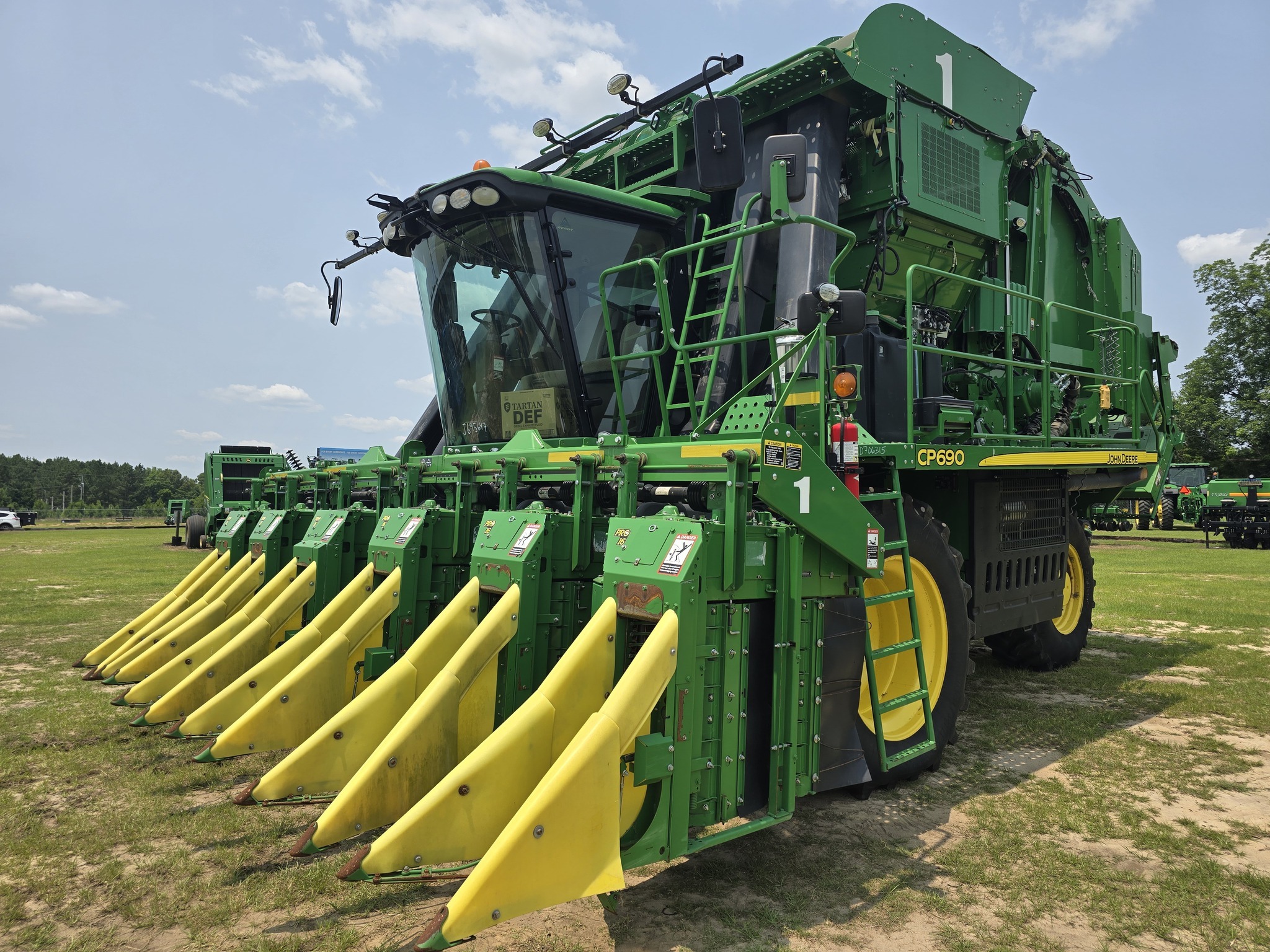 2021 John Deere CP690 Cotton Equipment