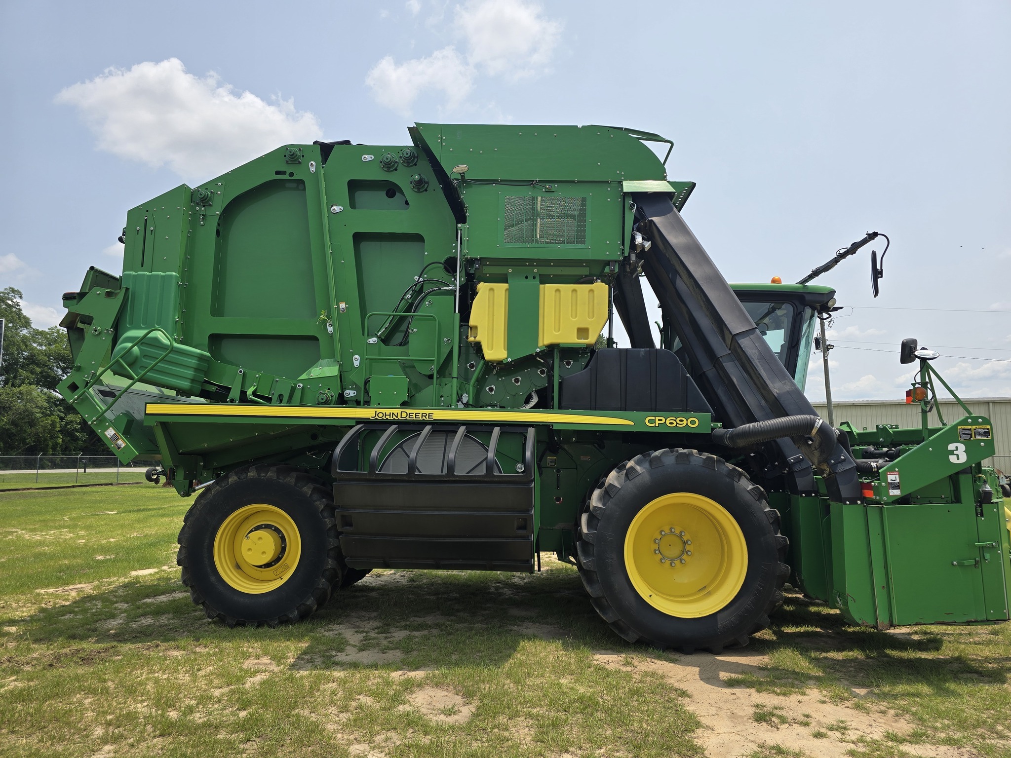 2021 John Deere CP690 Cotton Equipment