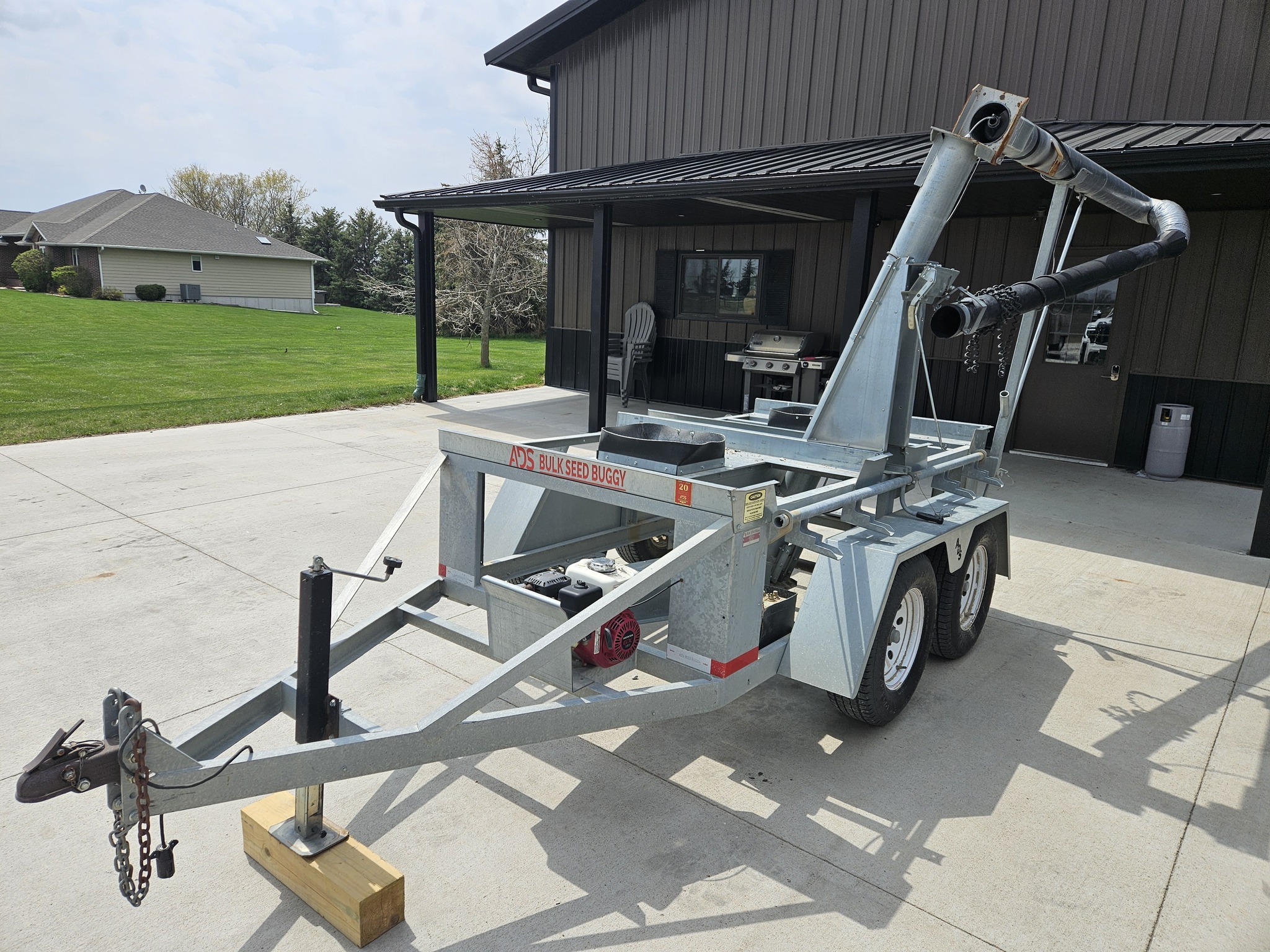  ADS ST200 Seed Tender