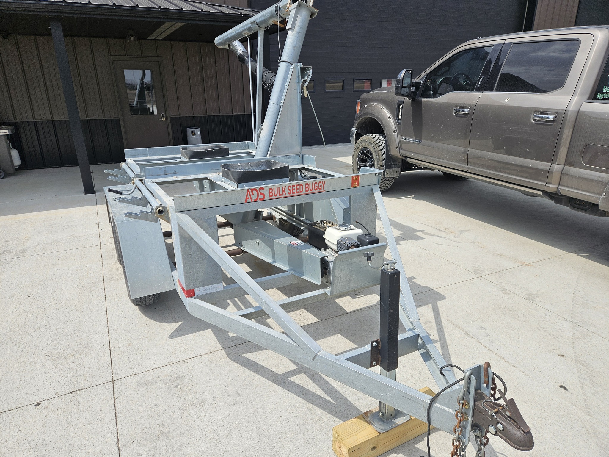  ADS ST200 Seed Tender