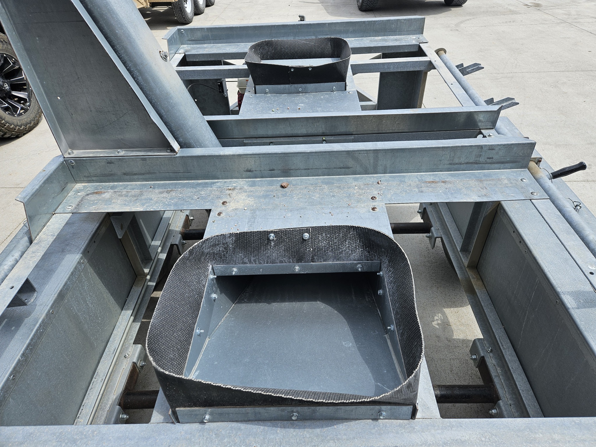  ADS ST200 Seed Tender