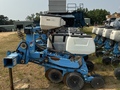 2005 Monosem NG4 Planter