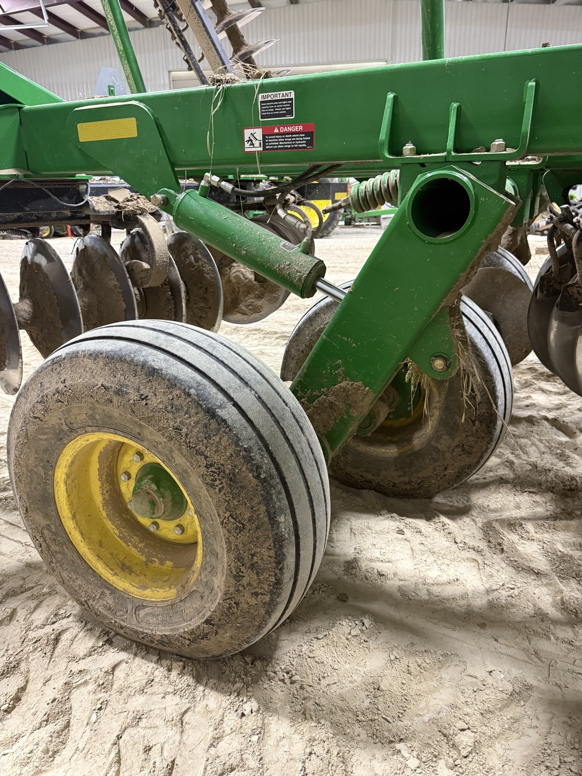 2013 John Deere 2623 Disk