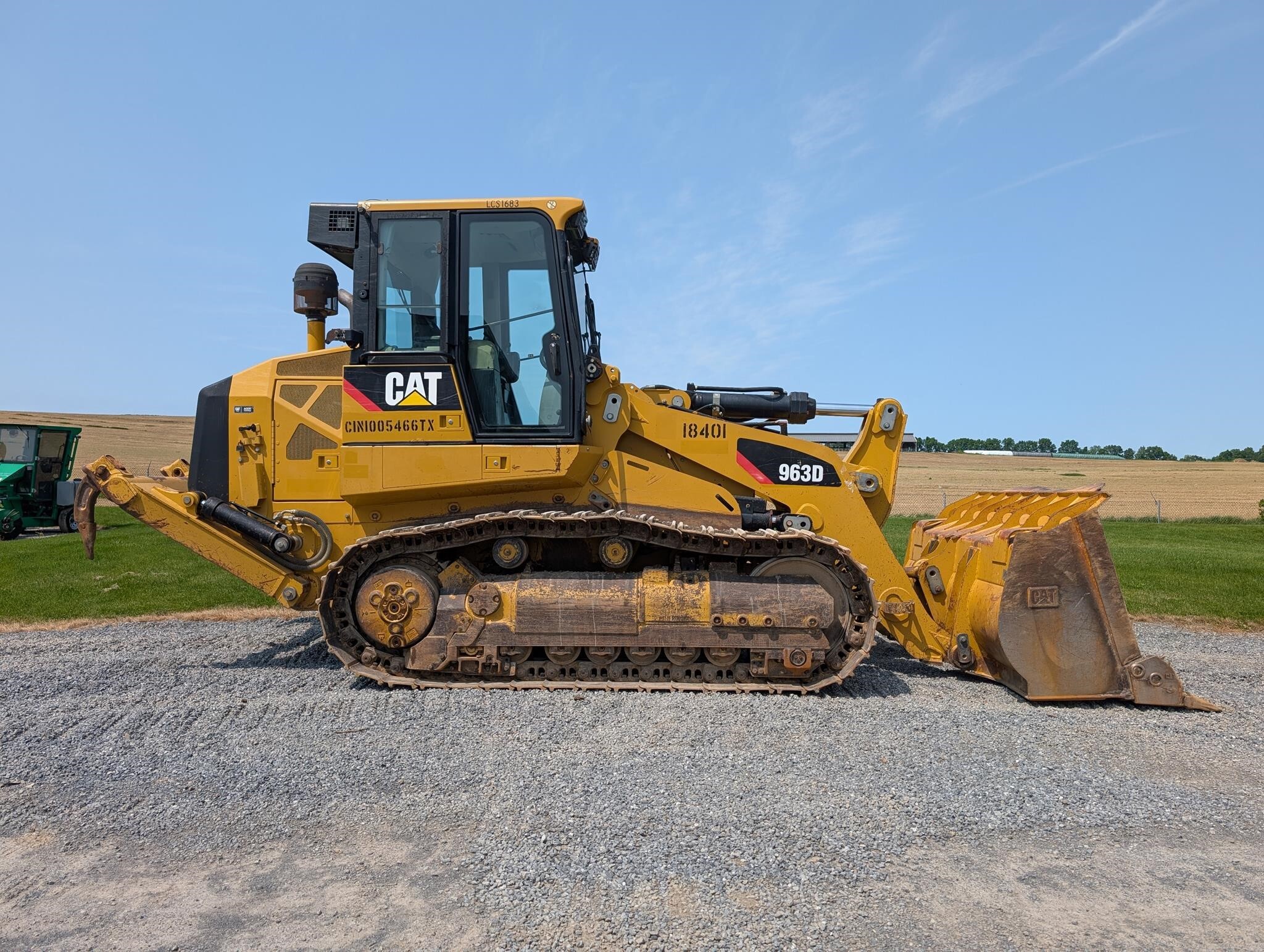2011 Caterpillar 963D Crawler