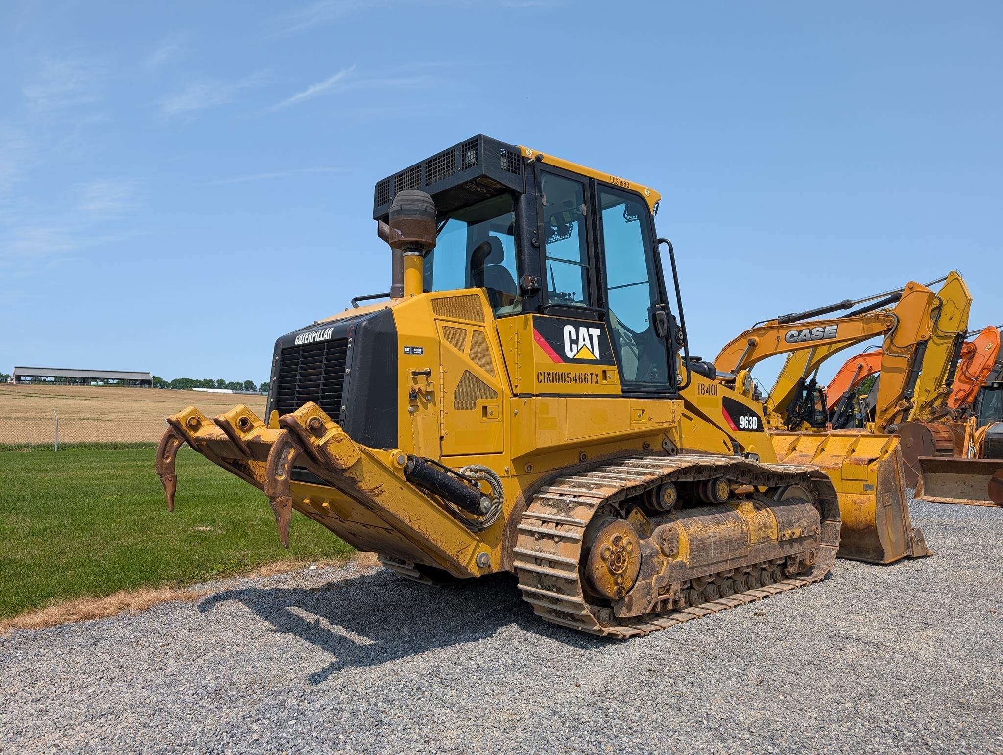 2011 Caterpillar 963D Crawler