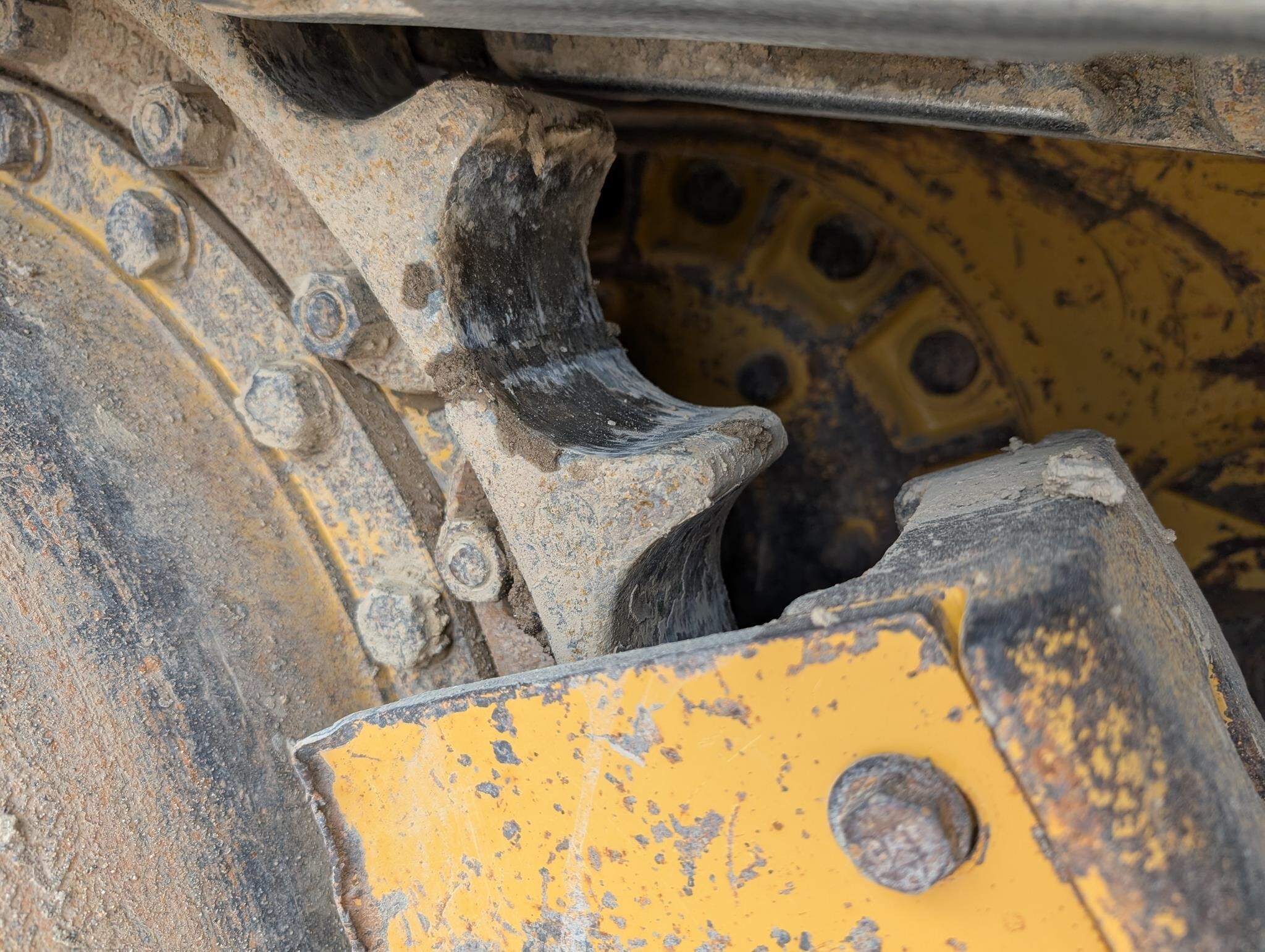 2011 Caterpillar 963D Crawler