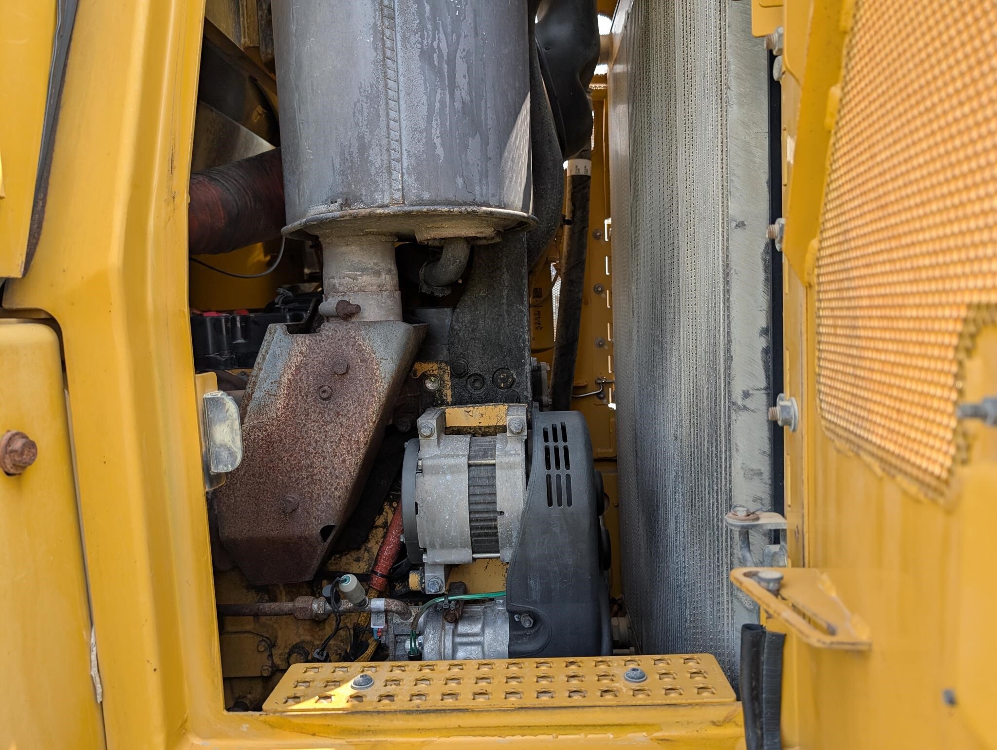 2011 Caterpillar 963D Crawler