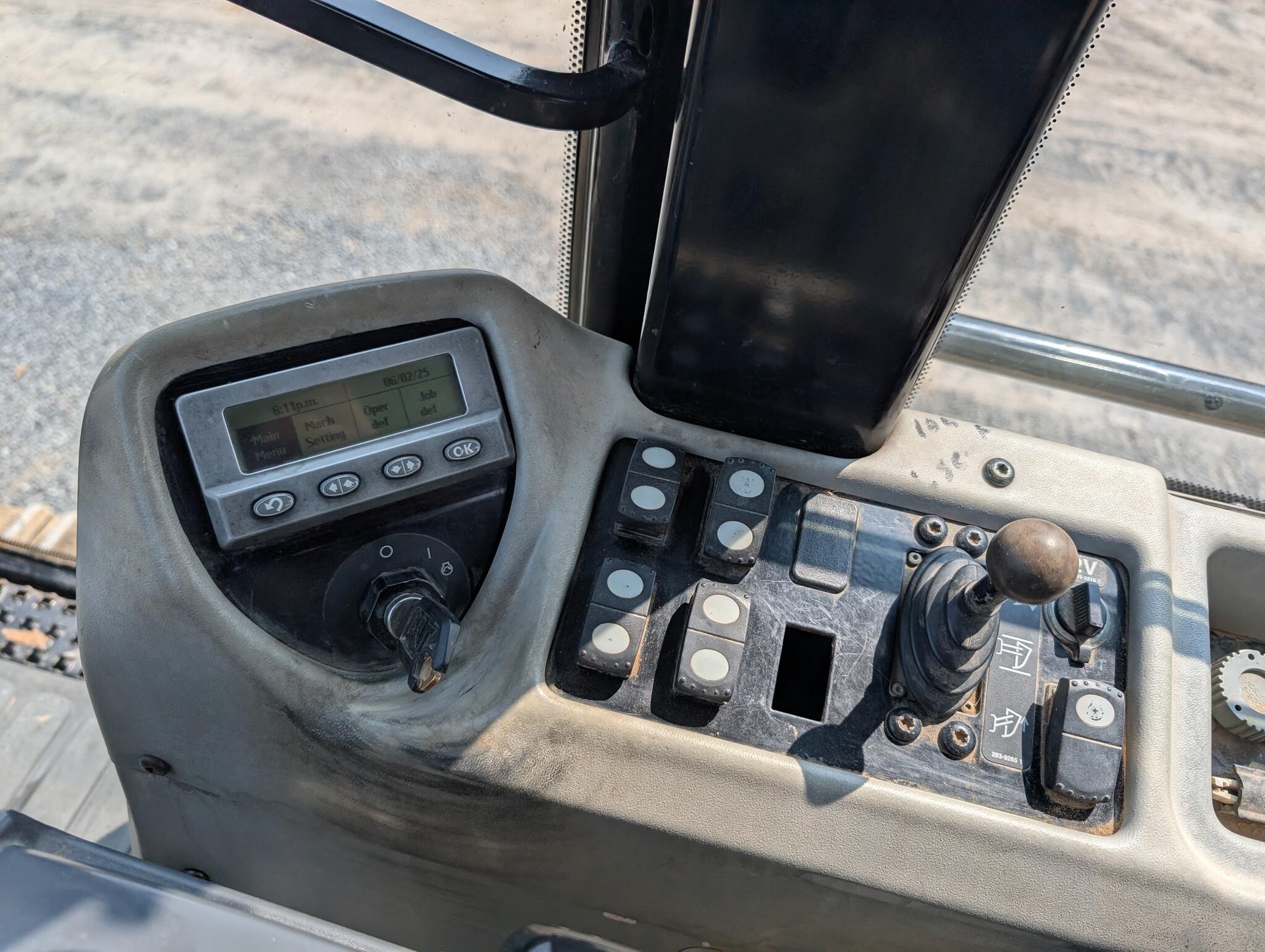 2011 Caterpillar 963D Crawler