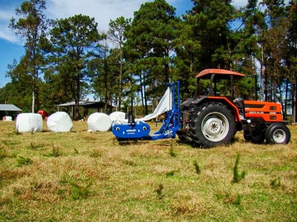 2026 Econo-Wrap EW-450A Bale Wrapper