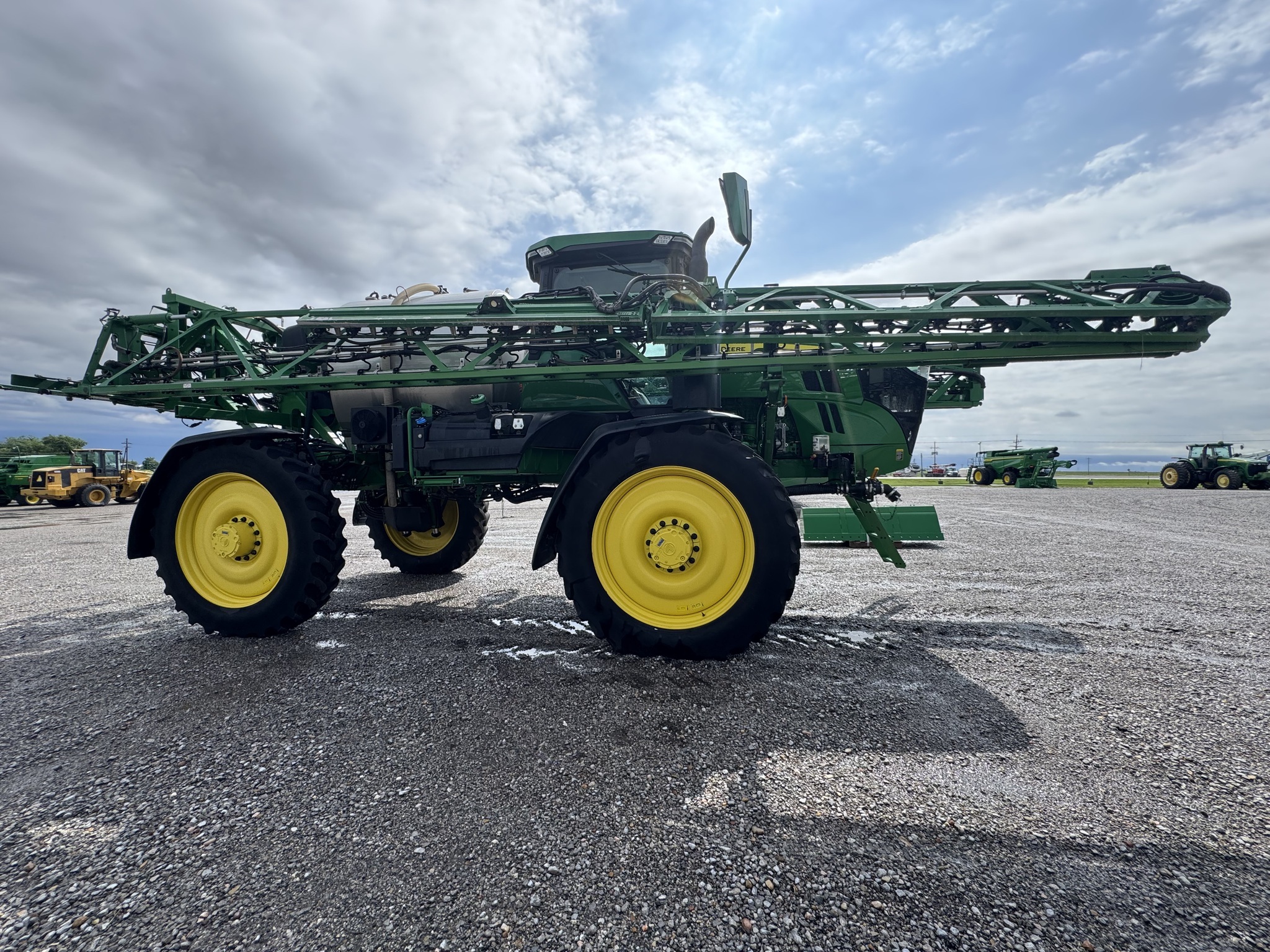 2022 John Deere 616R Self-Propelled Sprayer
