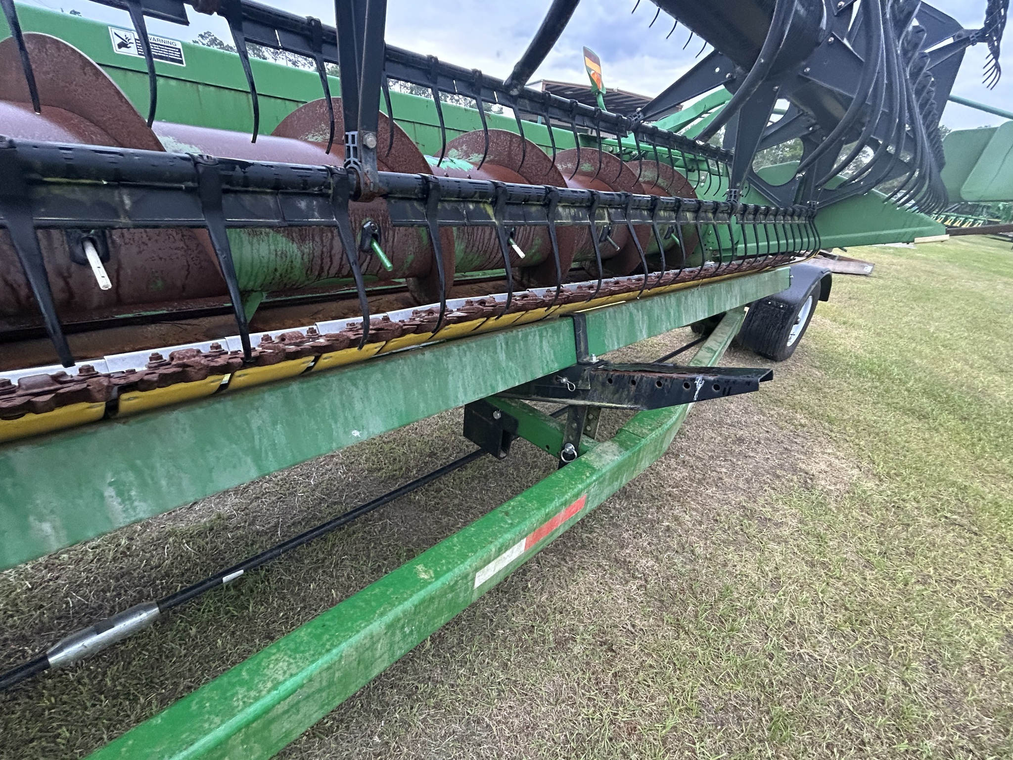 2006 John Deere 635F Platform