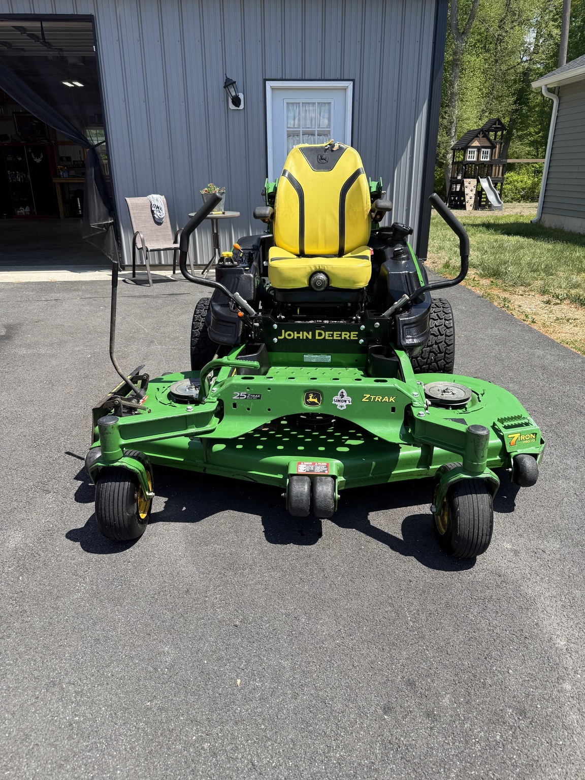 2022 John Deere Z950M Lawn Mower