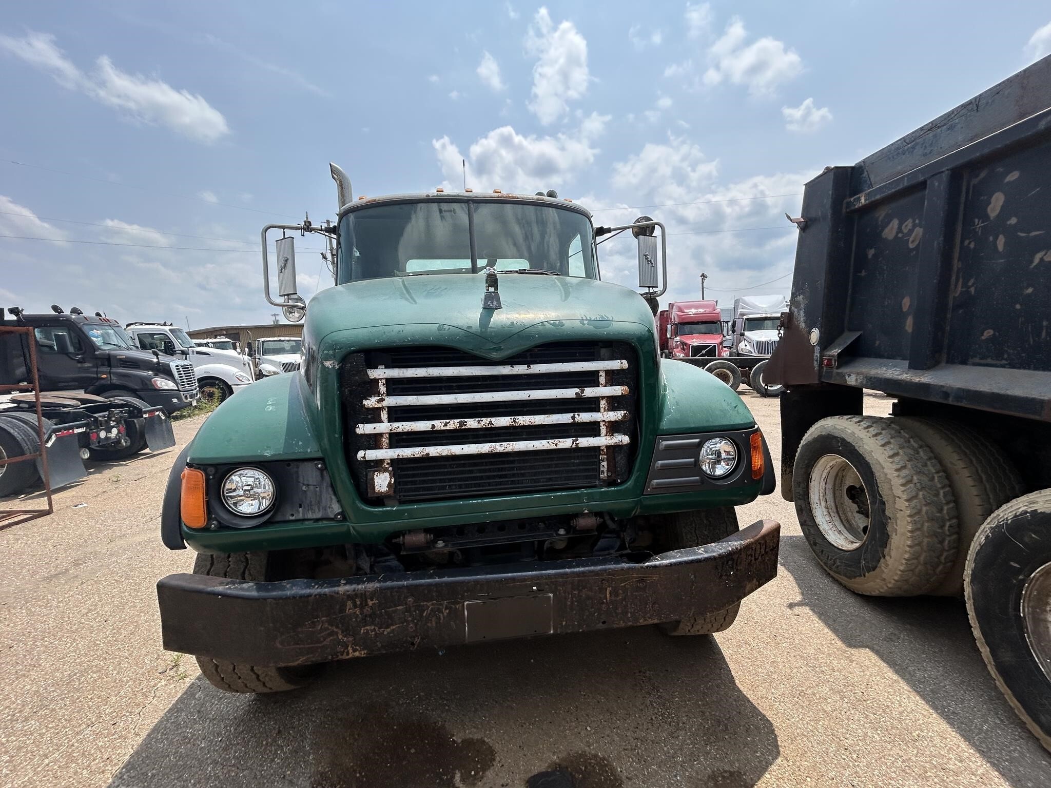 2003 Mack Granite CV713 Dump Trucks/Trailer