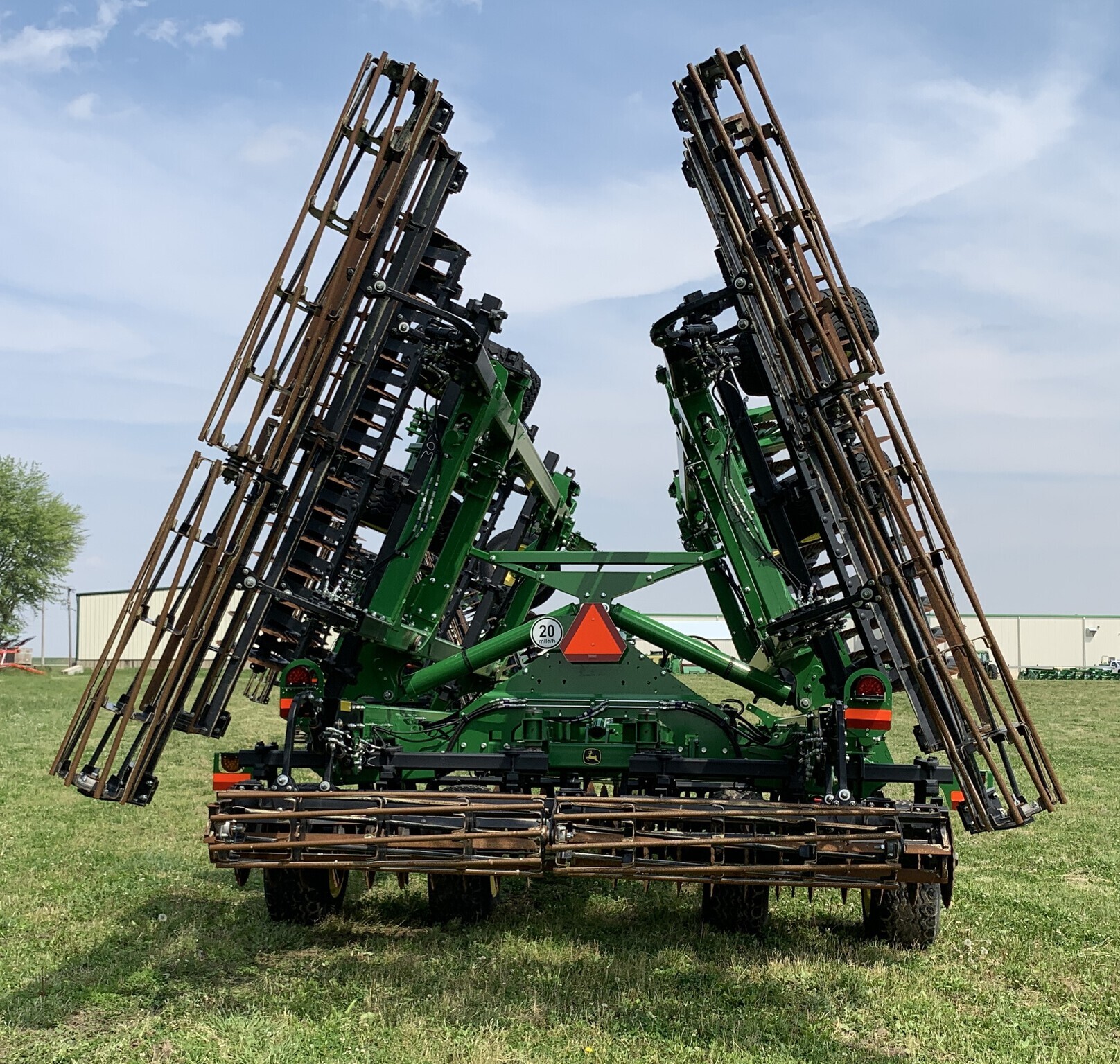 2023 John Deere 2660VT Vertical Tillage