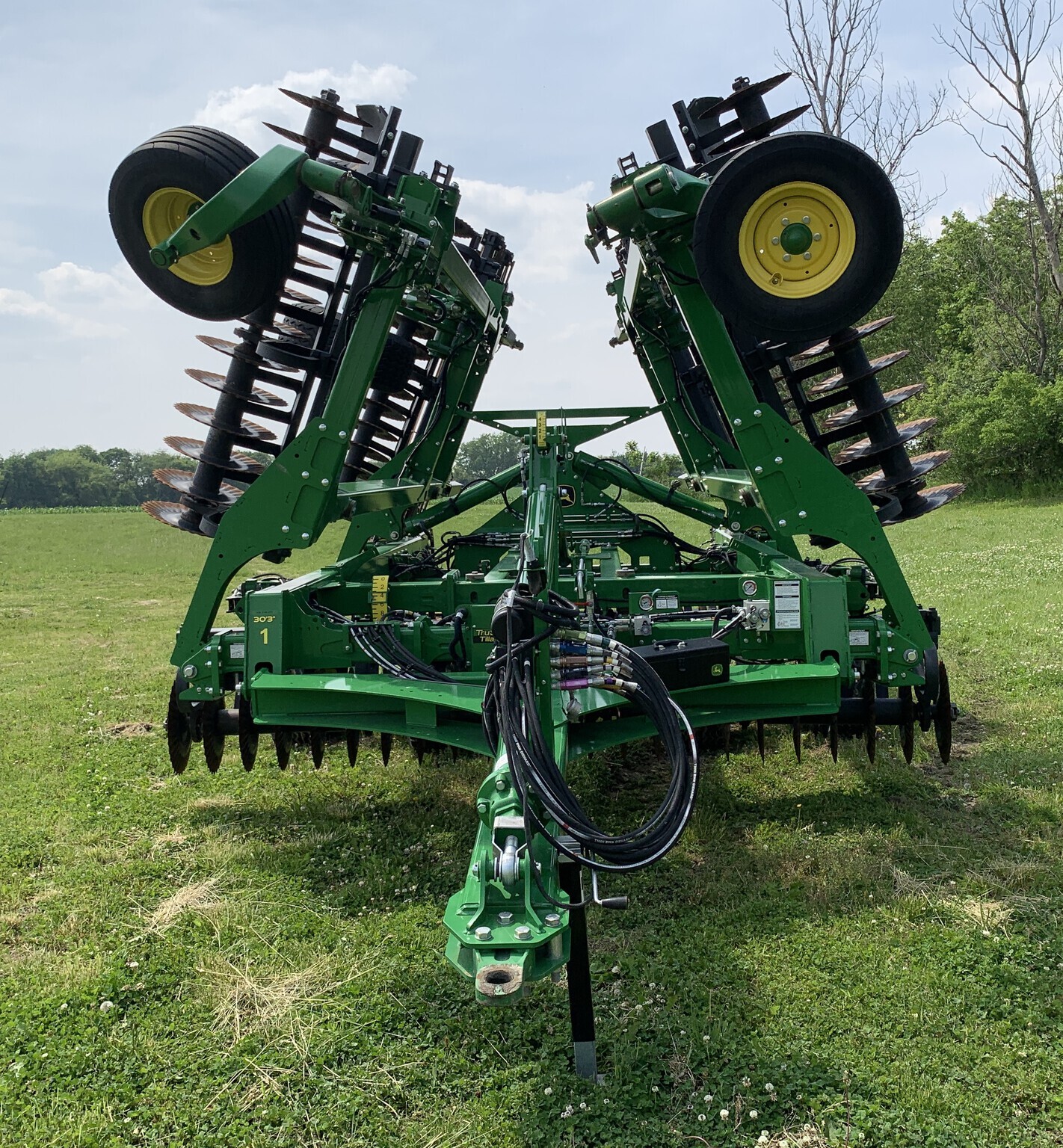 2023 John Deere 2660VT Vertical Tillage