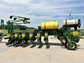 2010 John Deere 1770NT Planter