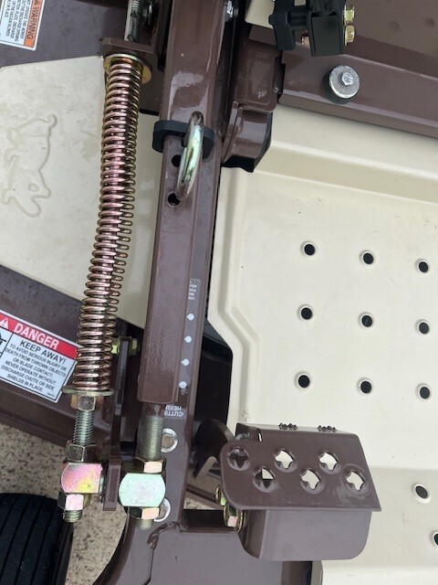 2023 Grasshopper 329B Lawn Mower