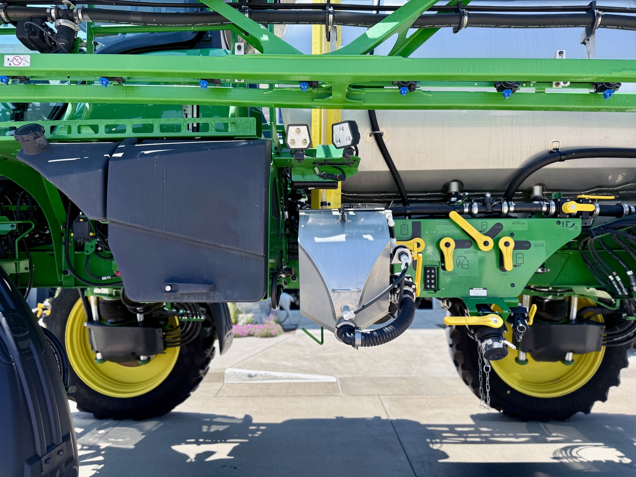 2023 John Deere 412R Self-Propelled Sprayer - $399,500 | Machinery Pete
