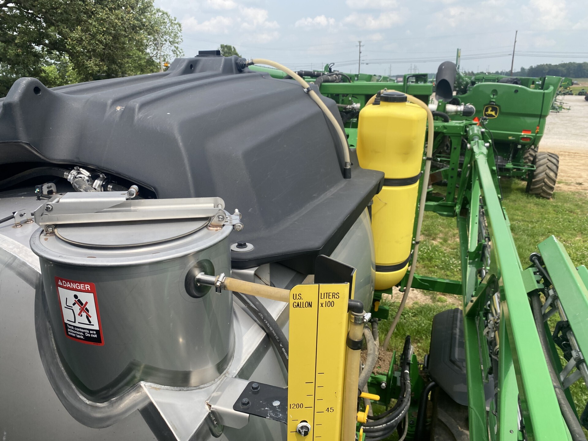 2023 John Deere 612R Self-Propelled Sprayer