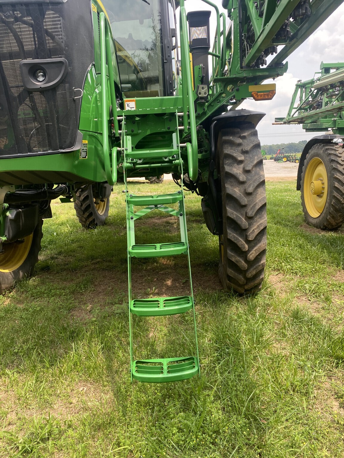 2023 John Deere 612R Self-Propelled Sprayer