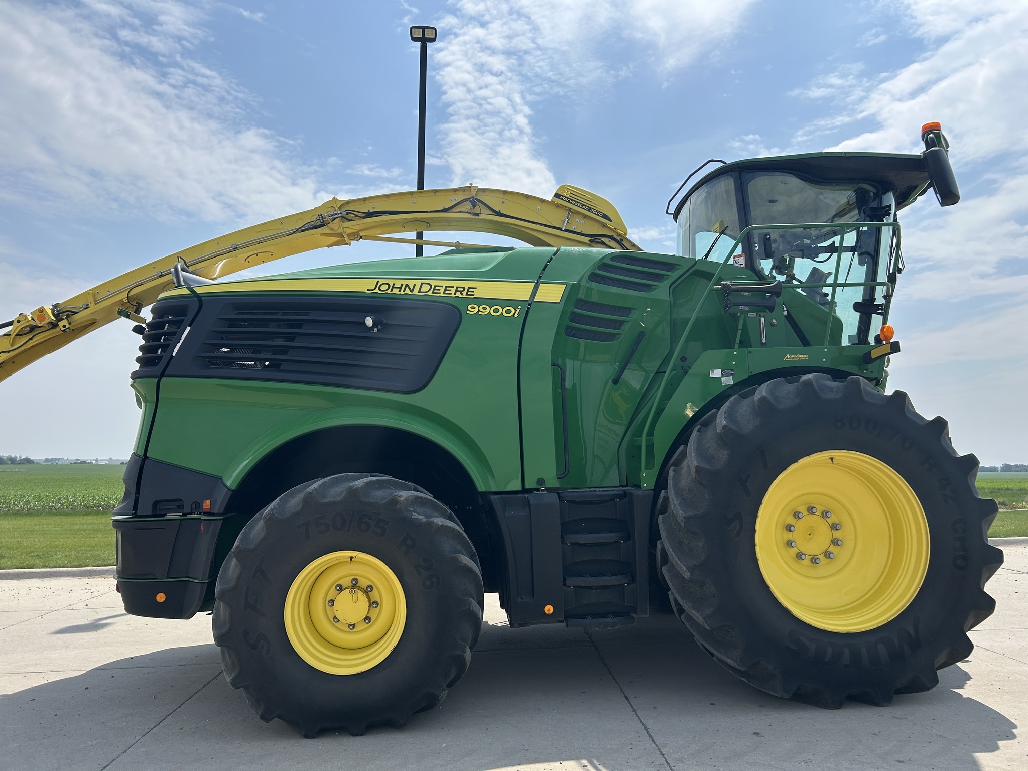 2020 John Deere 9900 Self-Propelled Forage Harvester