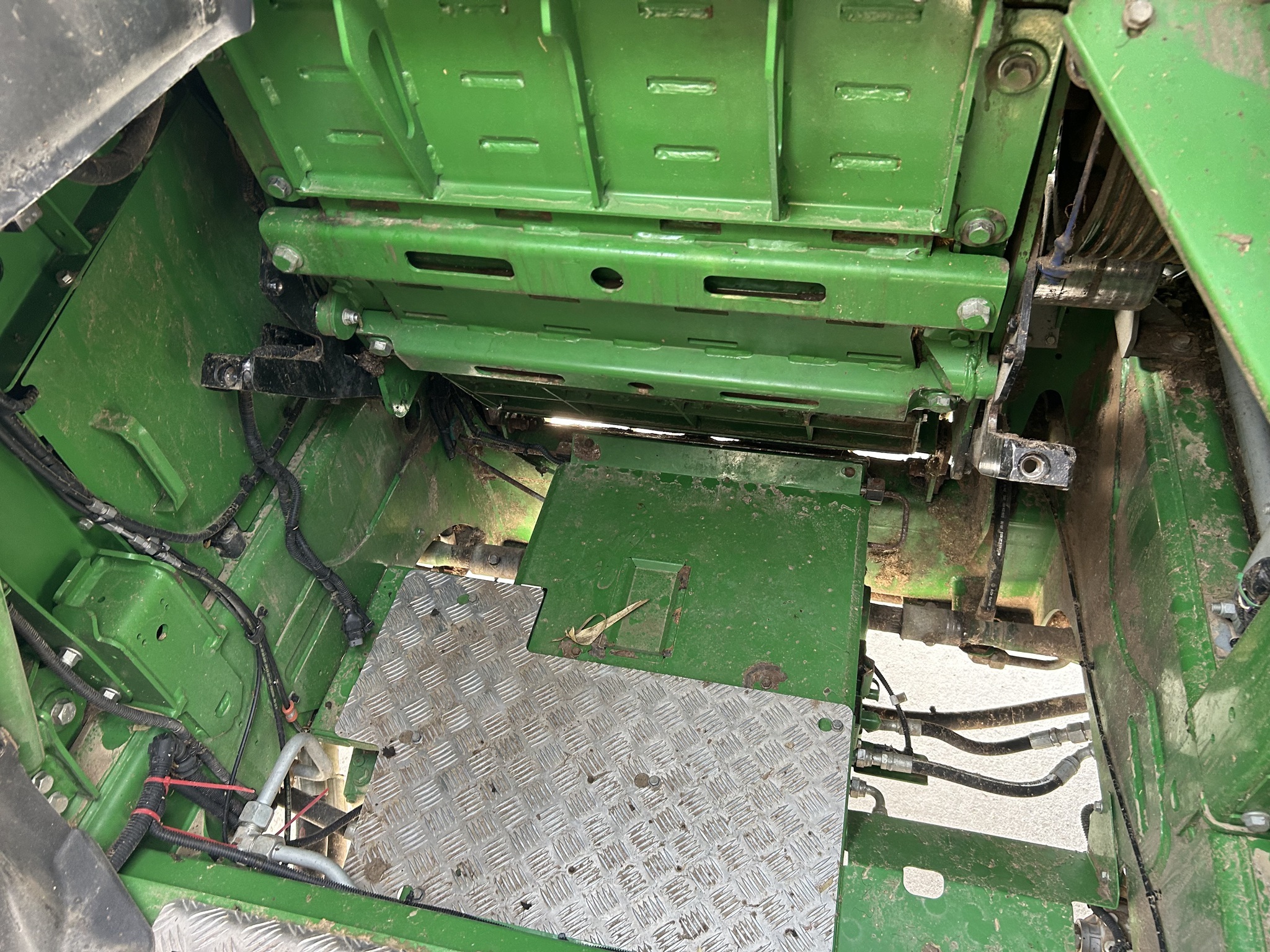 2020 John Deere 9900 Self-Propelled Forage Harvester