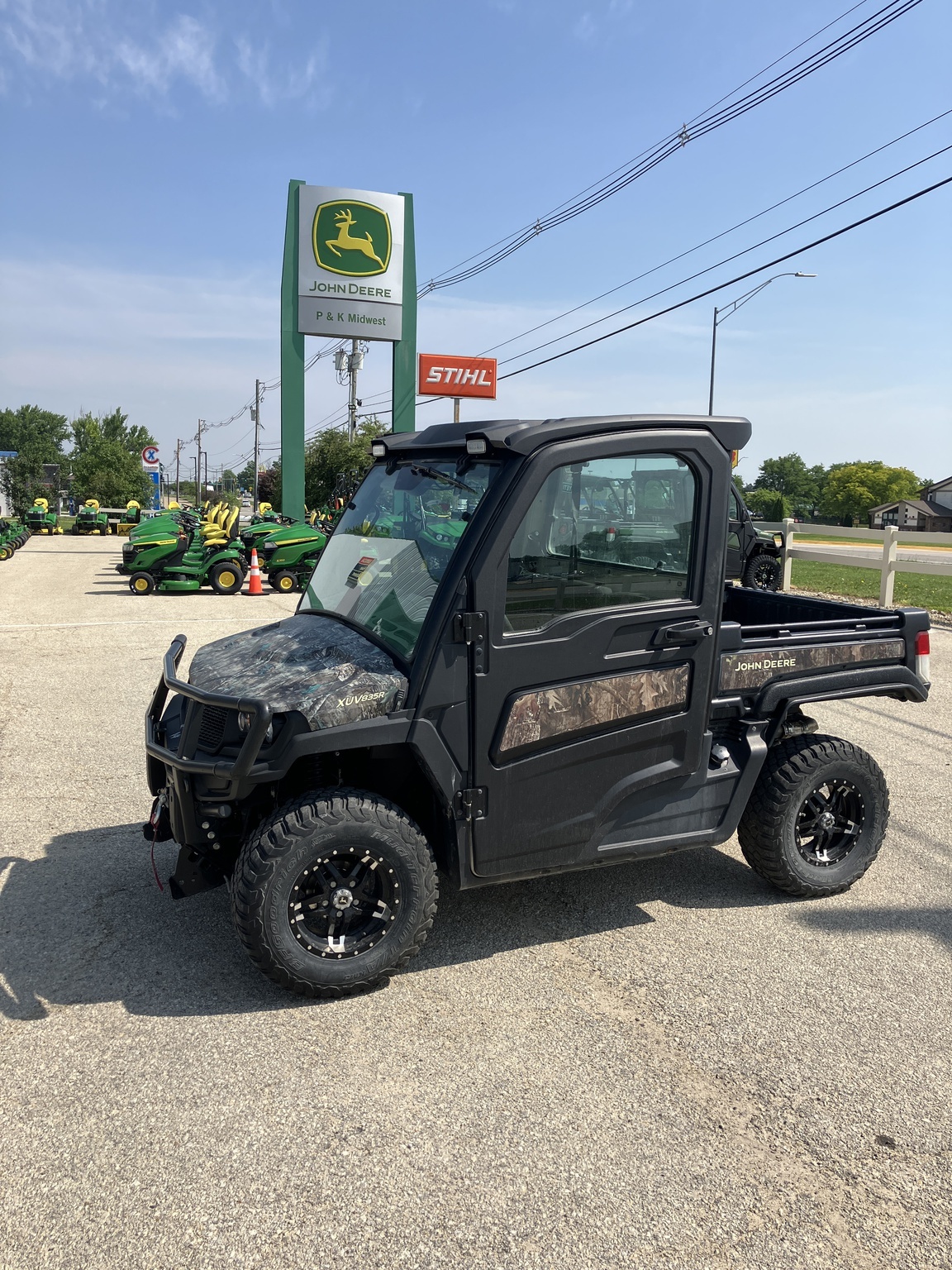 2021 John Deere XUV835R ATVs and Utility Vehicle
