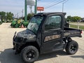 2021 John Deere XUV835R ATVs and Utility Vehicle