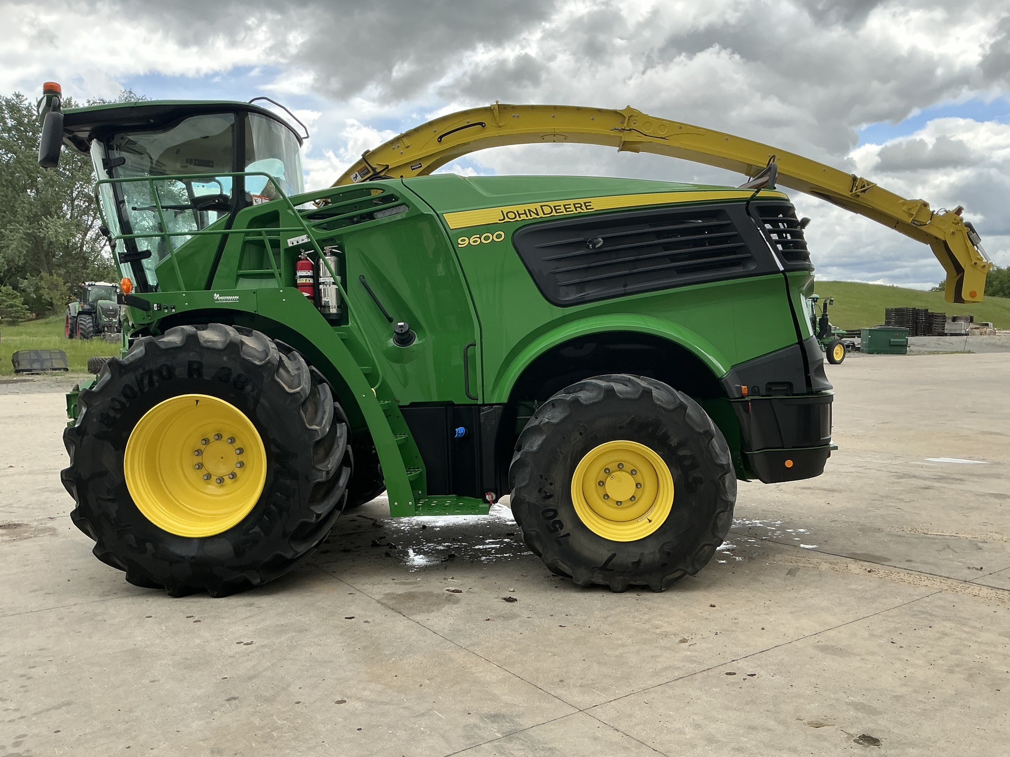2020 John Deere 9600 Combine