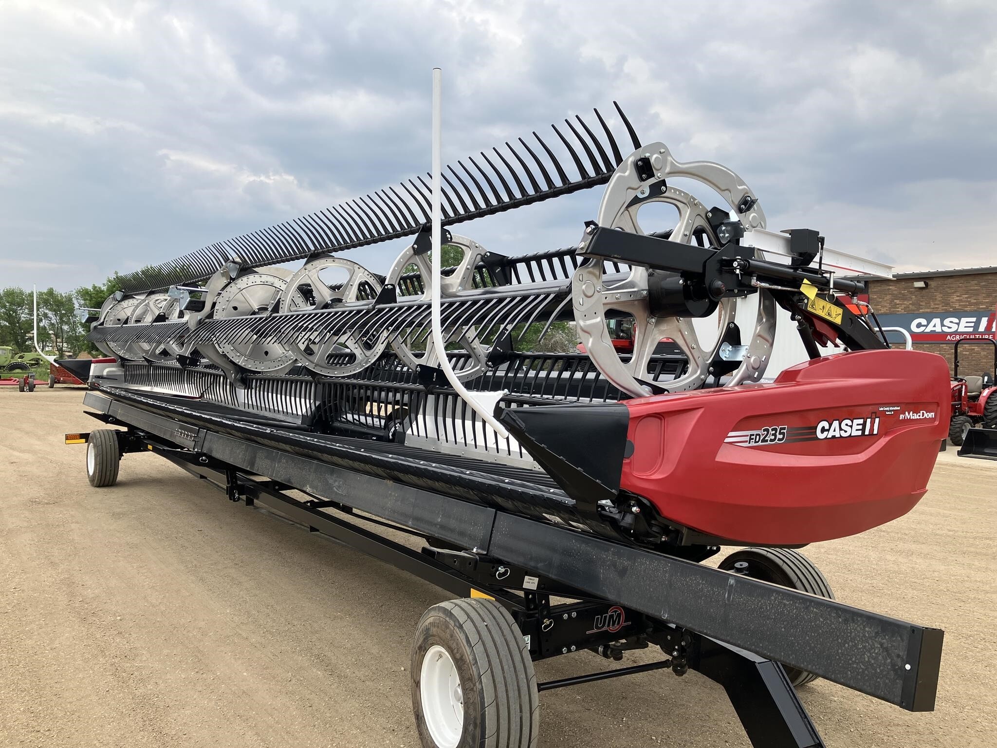 2025 MacDon FD235 Platform