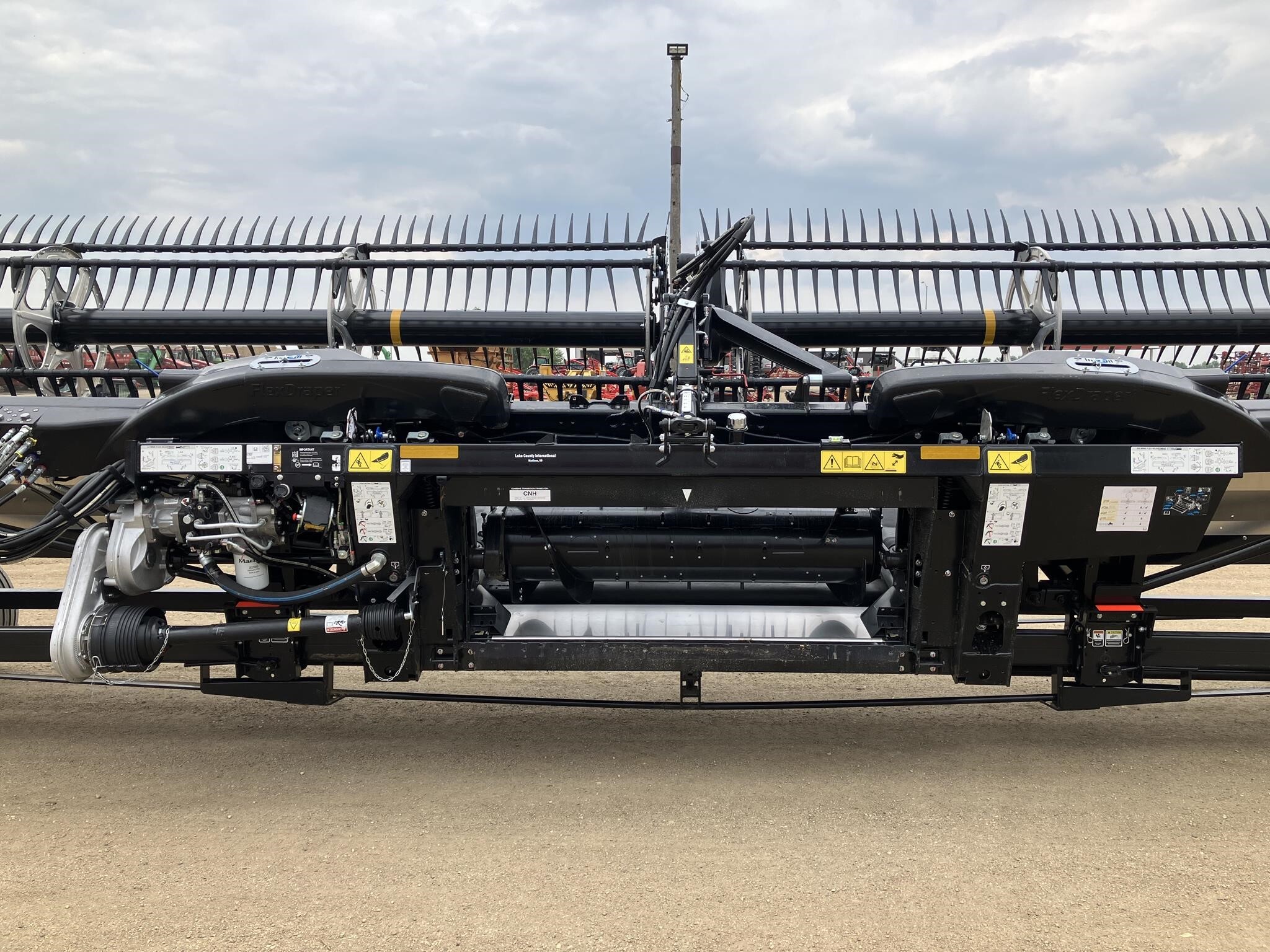 2025 MacDon FD235 Platform