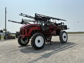 2011 Apache AS720 Self-Propelled Sprayer