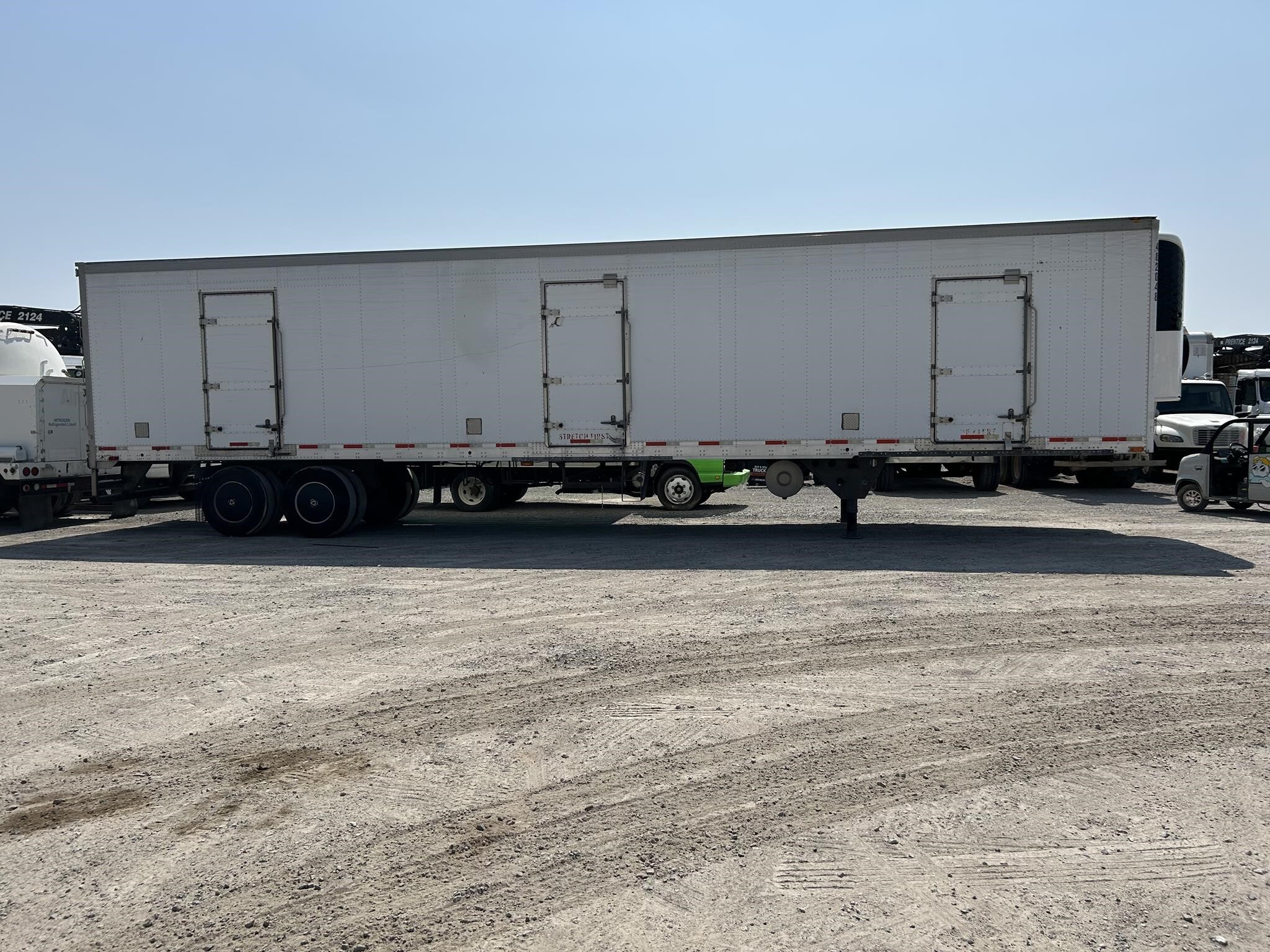 2013 Utility 48 FT REEFER Box Trucks/Trailer