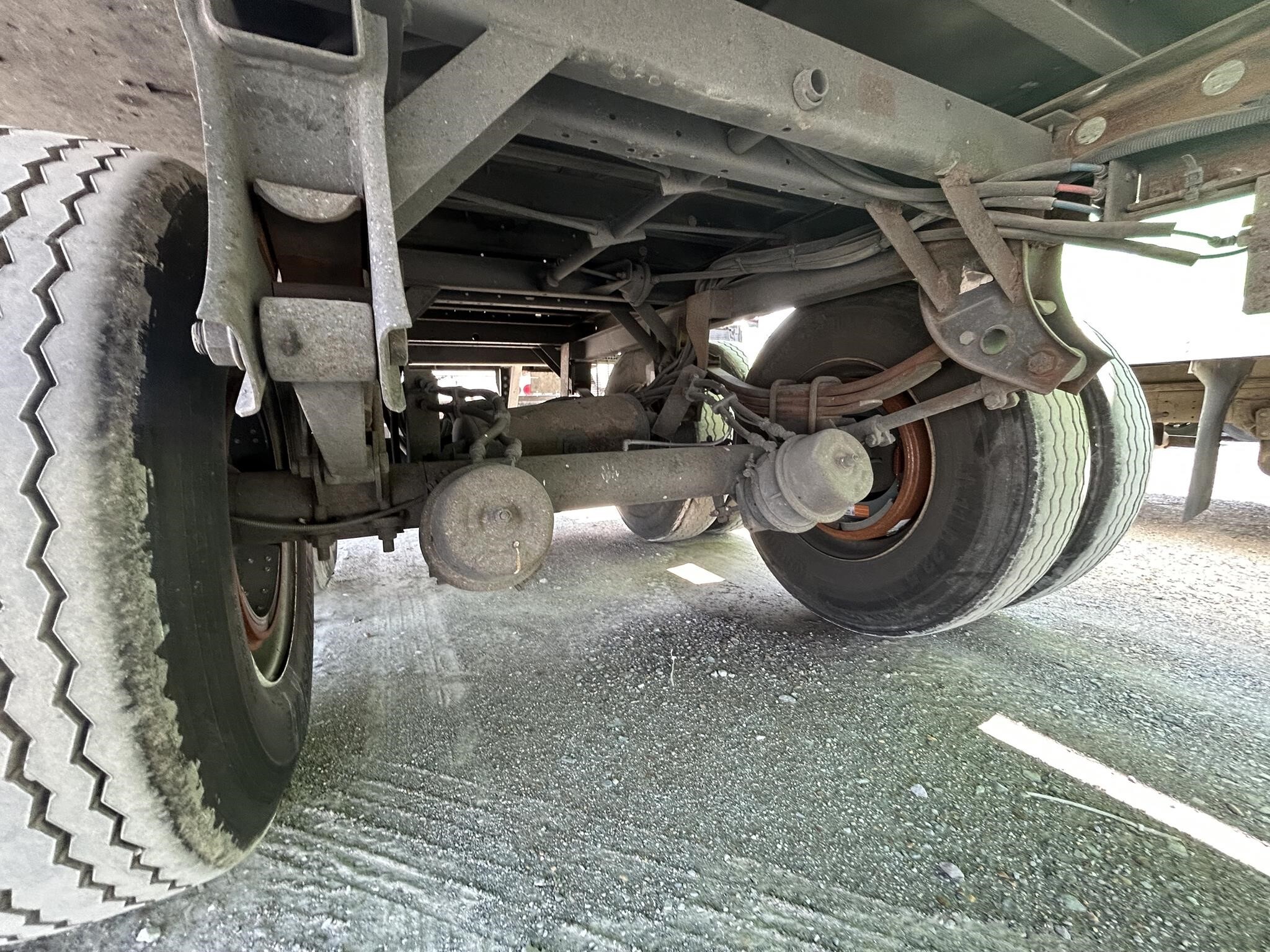 2013 Utility 48 FT REEFER Box Trucks/Trailer