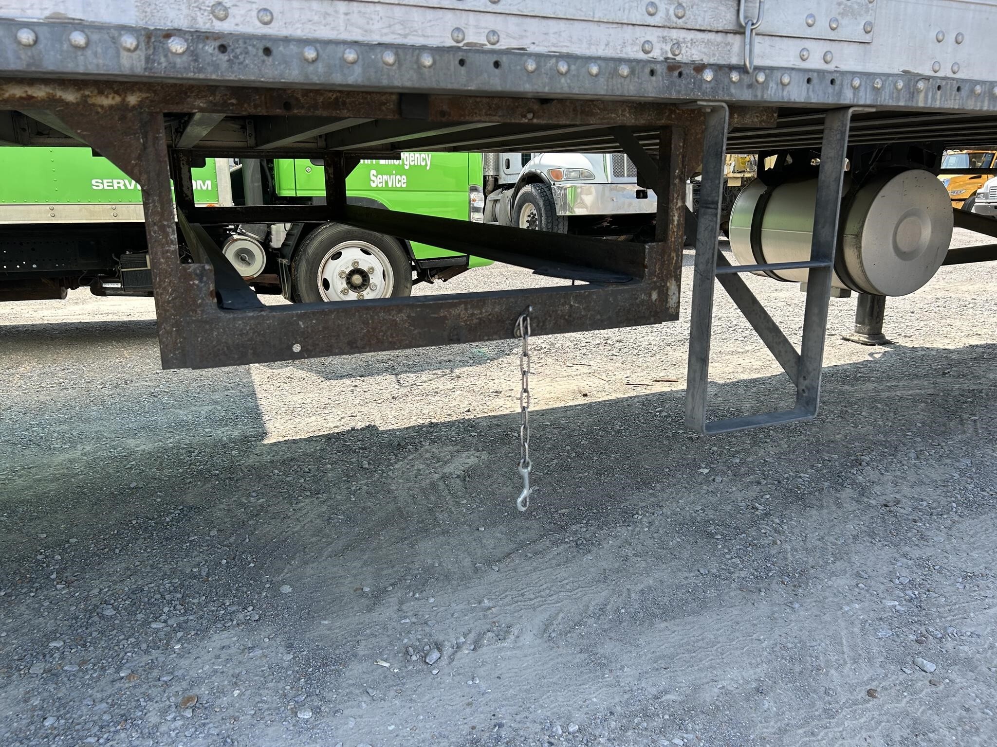 2013 Utility 48 FT REEFER Box Trucks/Trailer