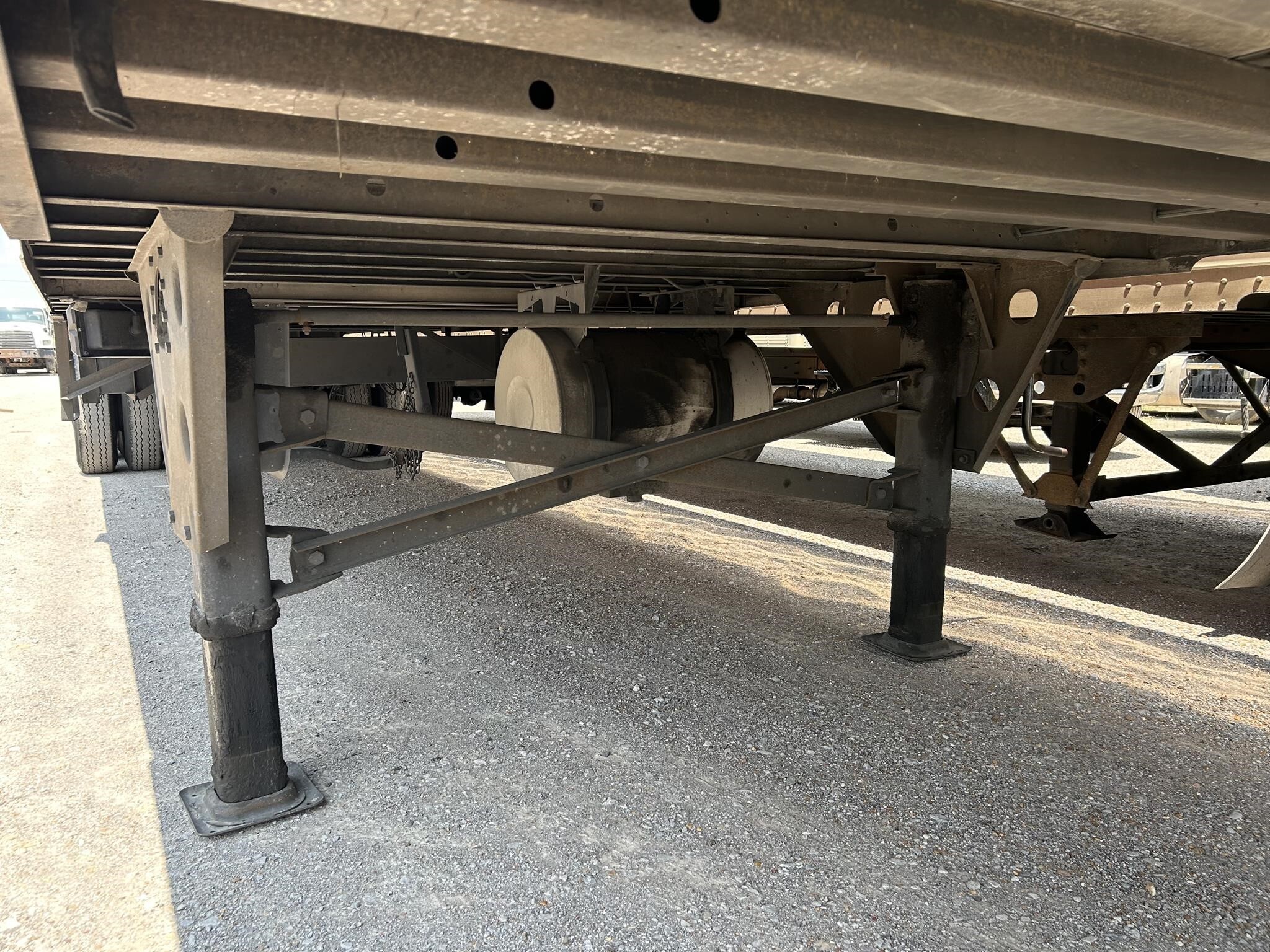 2013 Utility 48 FT REEFER Box Trucks/Trailer
