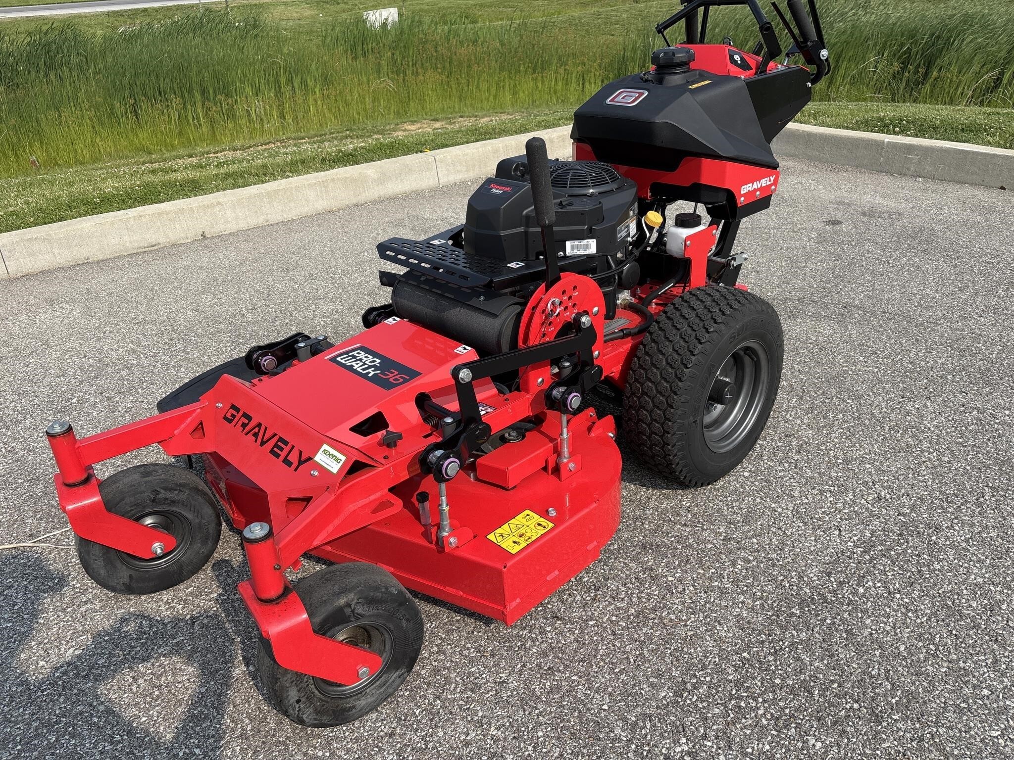 2023 Gravely PROWALK 36 Lawn Mower - $5,995 | Machinery Pete