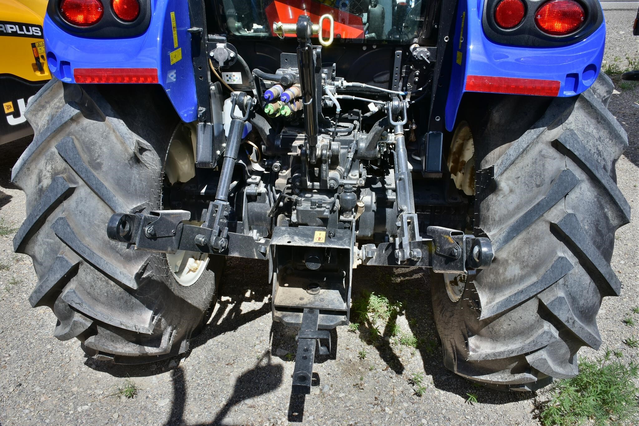 2025 New Holland WORKMASTER 120 Tractor