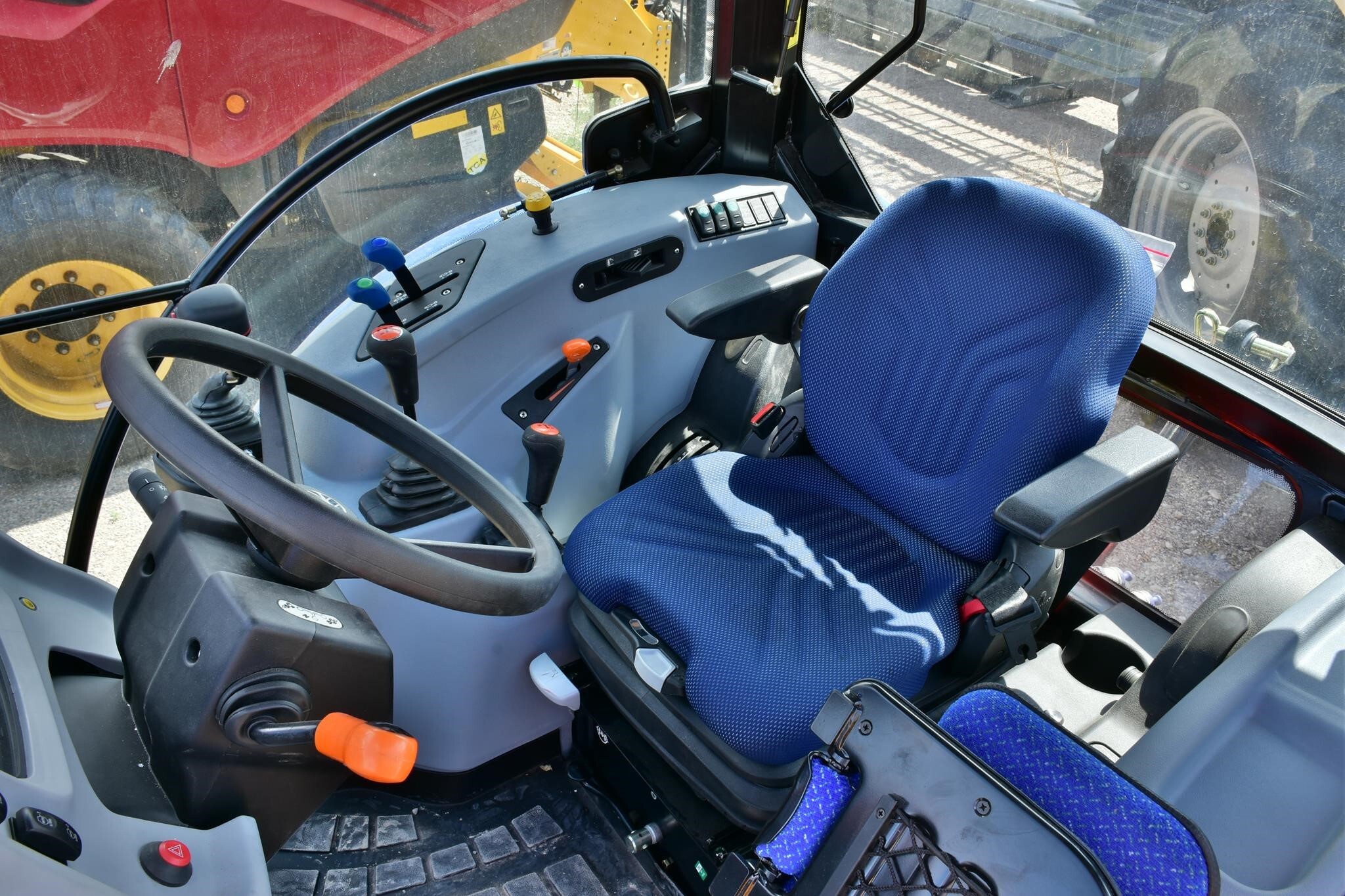 2025 New Holland WORKMASTER 120 Tractor