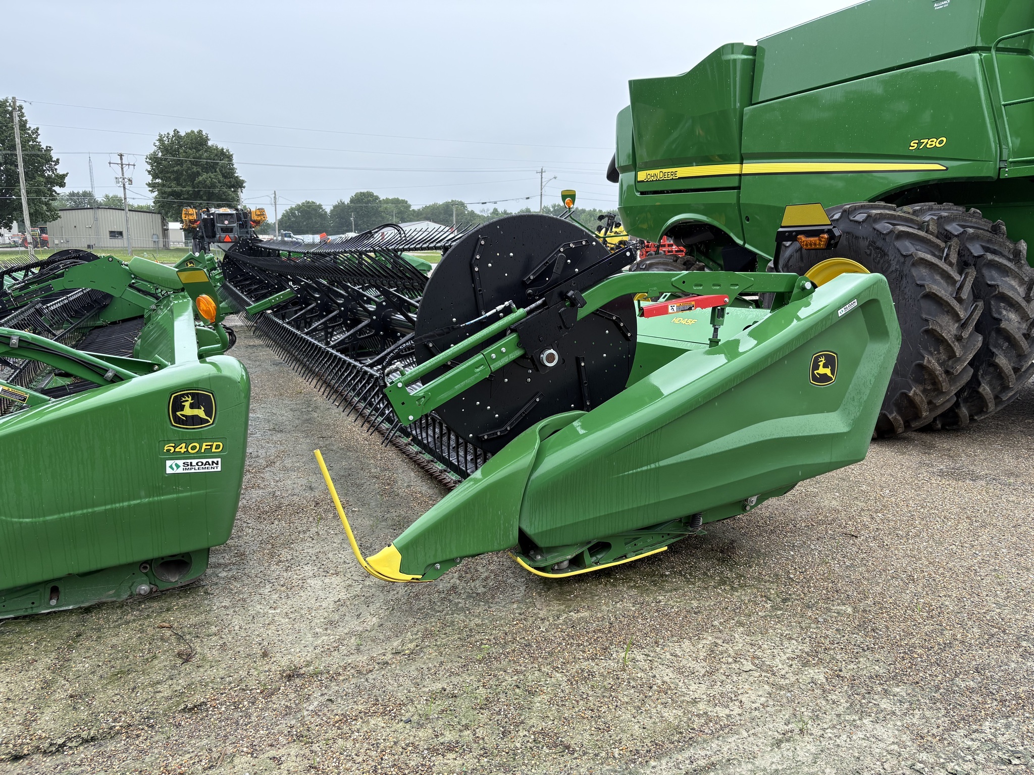2023 John Deere HD45F Platform