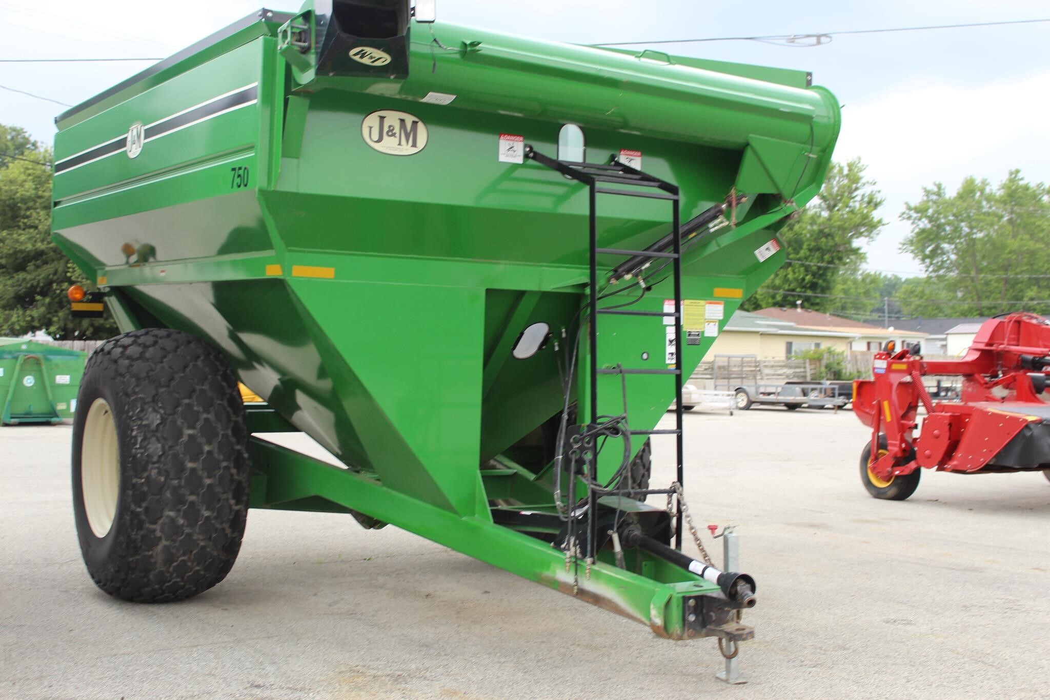2004 J&M 750-16 Grain Cart