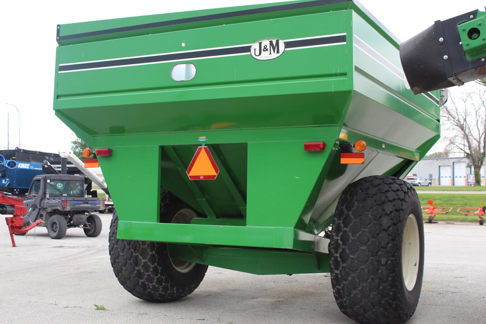 2004 J&M 750-16 Grain Cart