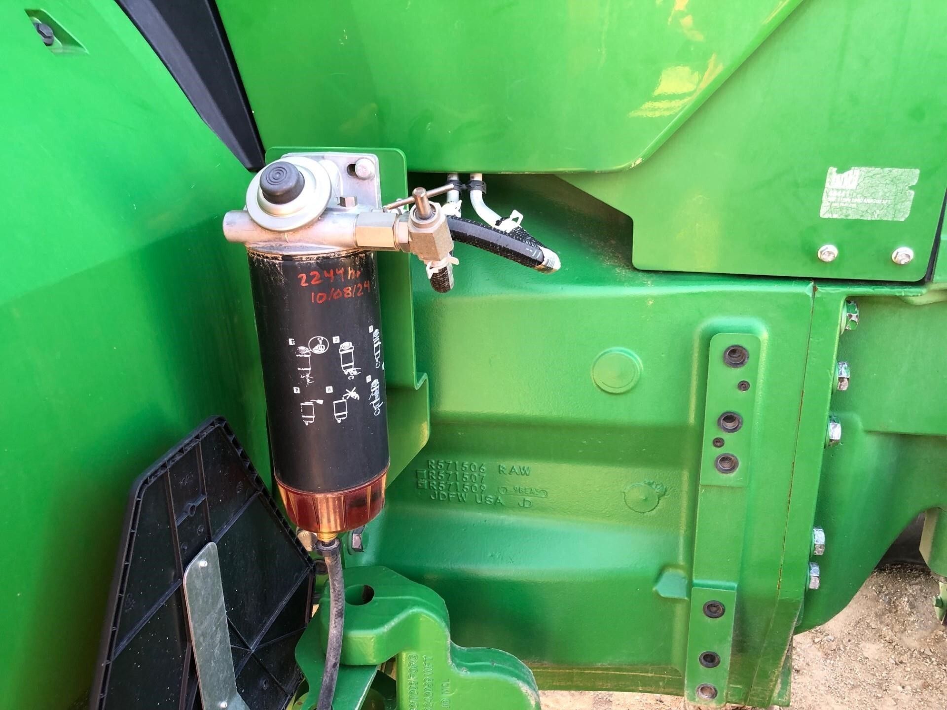 2022 John Deere 8R 280 Tractor